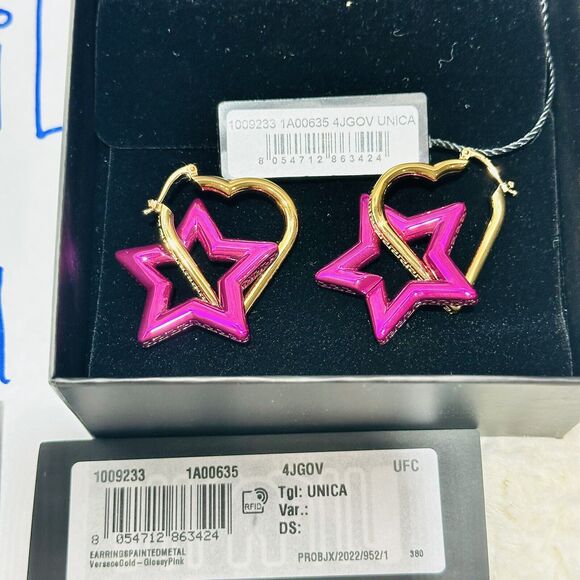 NIB Versace Heart Star Charm Greca Engraved Funky Gold Pink Hoop Earrings $925 - Picture 8 of 12